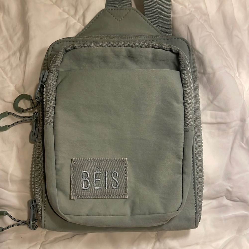 RARE Beis Sports Sling Slate